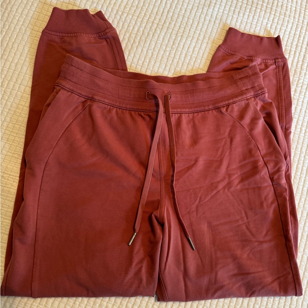lululemon Scuba Joggers